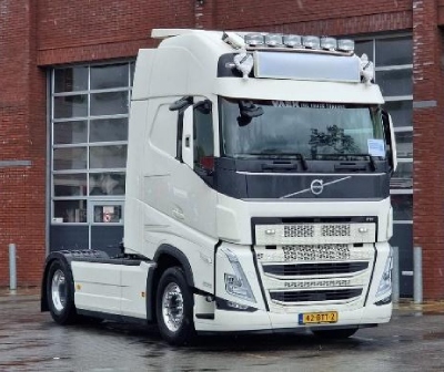 Volvo FH 13.500 Globetrotter XL - 4x2 – Tahač – EURO 6